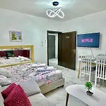 Cozy Urban Apartment