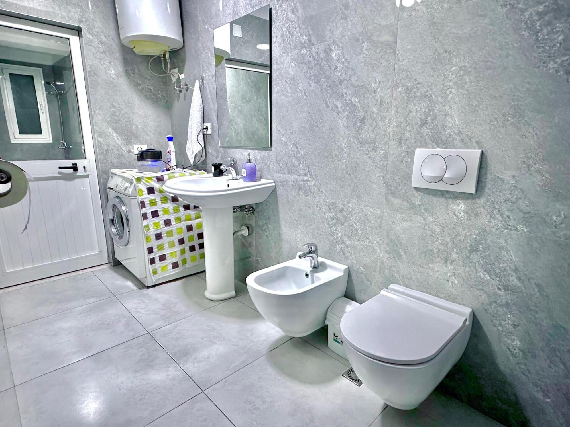 Cozy Urban Apartament Tirana